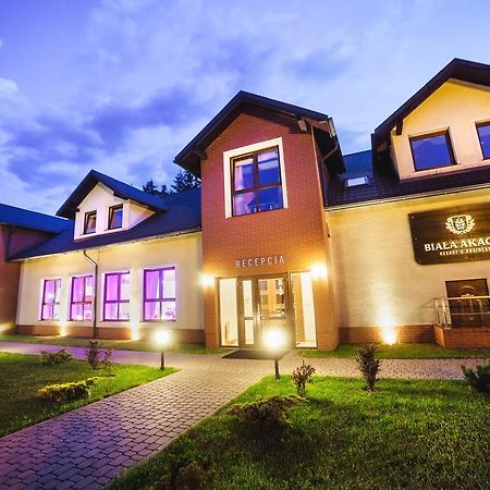 Biala Akacja Resort & Business 프루드니크 외부 사진