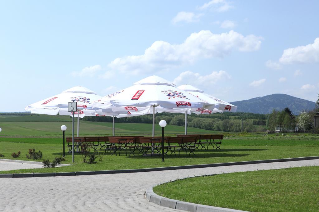 Biala Akacja Resort & Business 프루드니크 외부 사진
